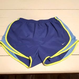 Nike Dry Fit Athletic Shorts Size Medium